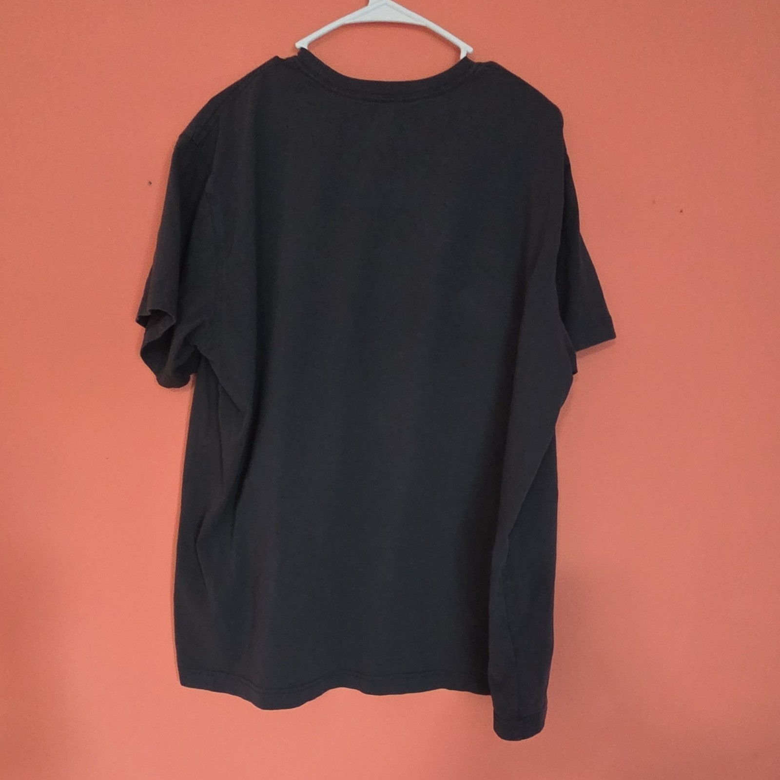 Eddie Bauer LegendWash Men's Solid Crew Neck Short Sleeve Black Logo Tee XL gallery