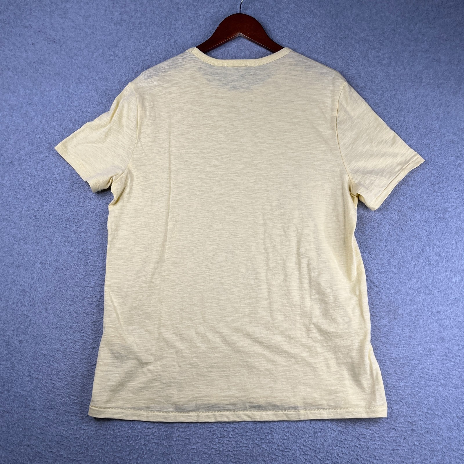 Express Yellow T Shirt Lightweight Mens Medium Casual NEW NWT gallery