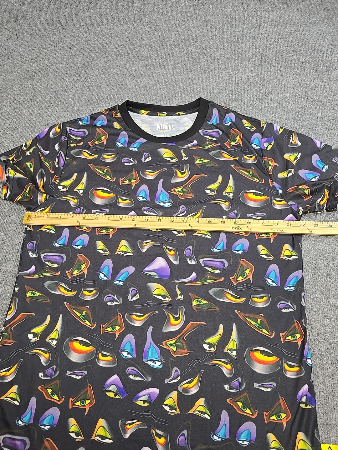 Disney Villains X Heidi Klum T Shirt Men's Large Eyes All Over Graphic Short... gallery