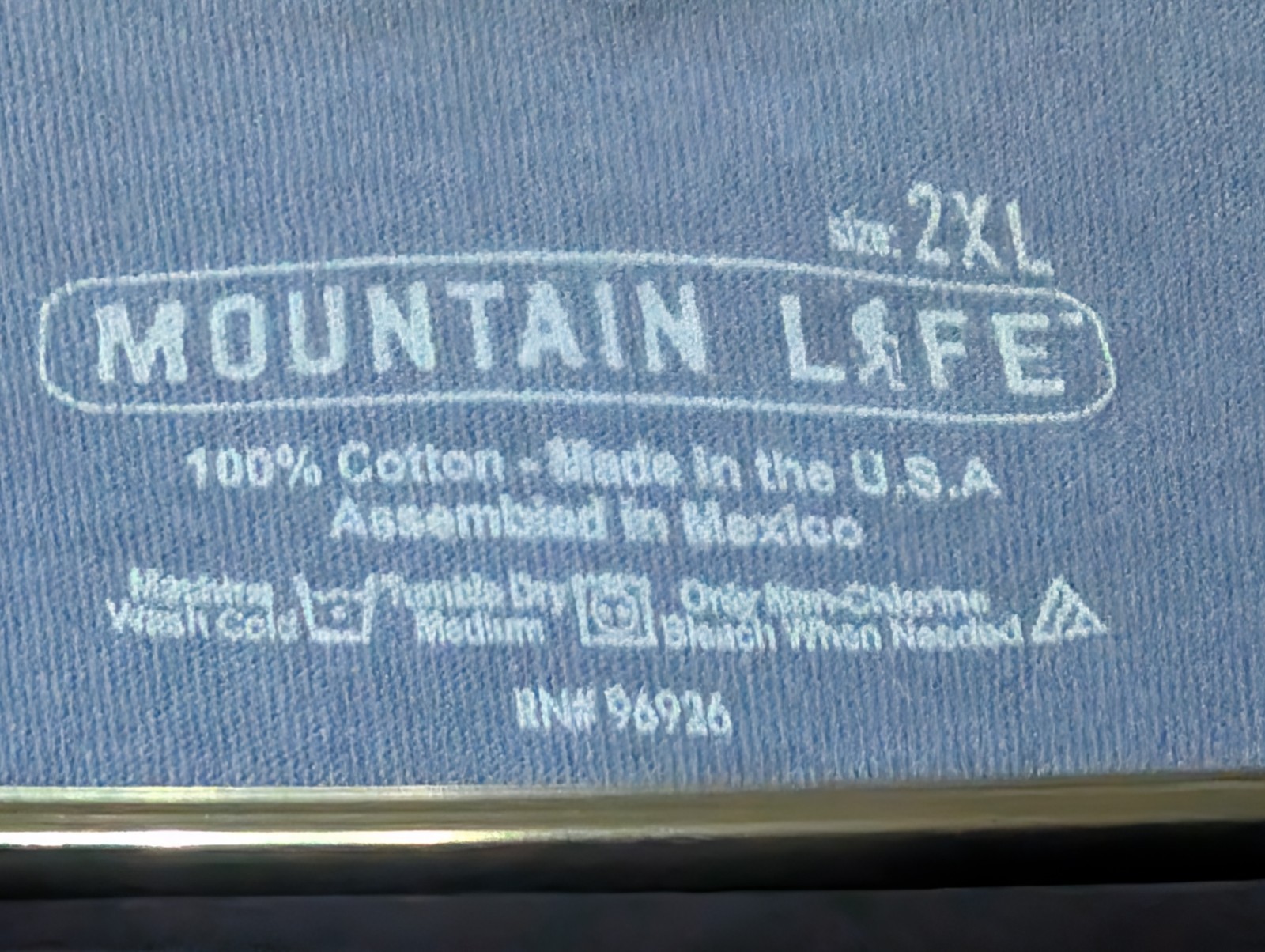 The Mountain Mens T-shirt Blue Bring A GPS Print On Back Retired Logo 2XL #6718 gallery