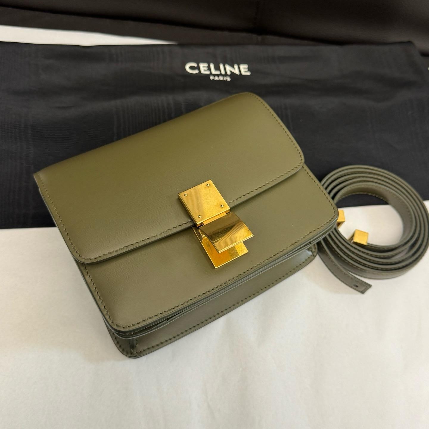 Celine Classic Box Mini Green Leather Shoulder Bag With – Excellent #Q0RTKN