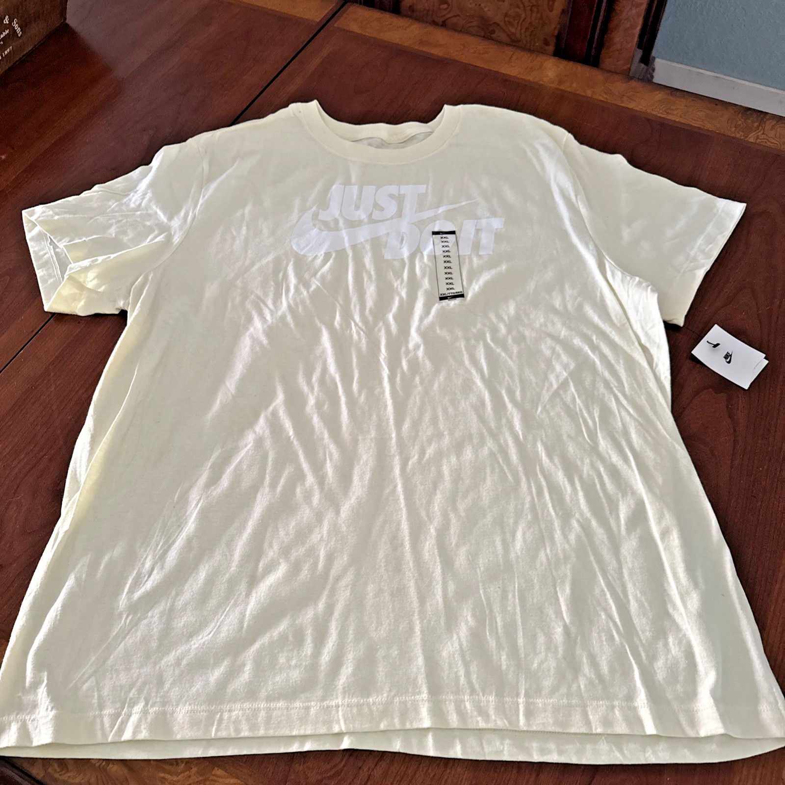 NEW w Tags Y2K Vintage 2000’s Nike S/S T-Shirt MENS XXL Pale Yellow gallery