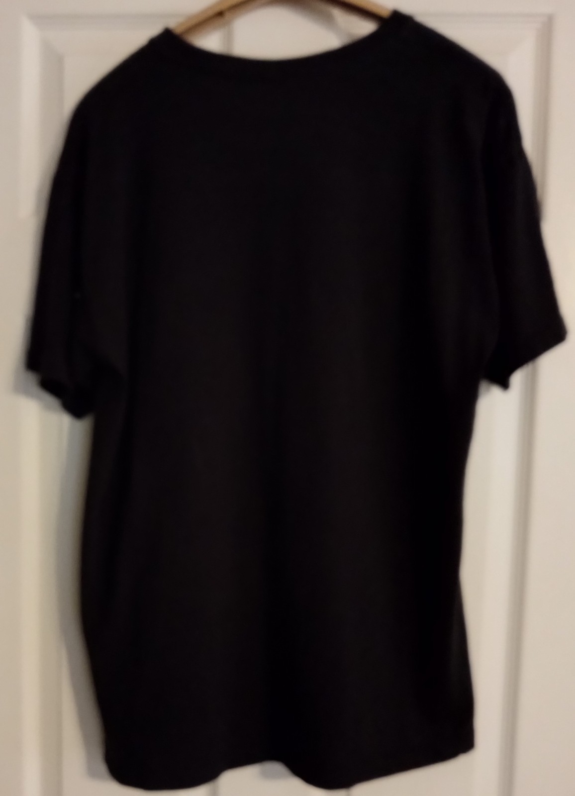 Demon Slayer Black T-shirt. Adult Size Large. Manga gallery