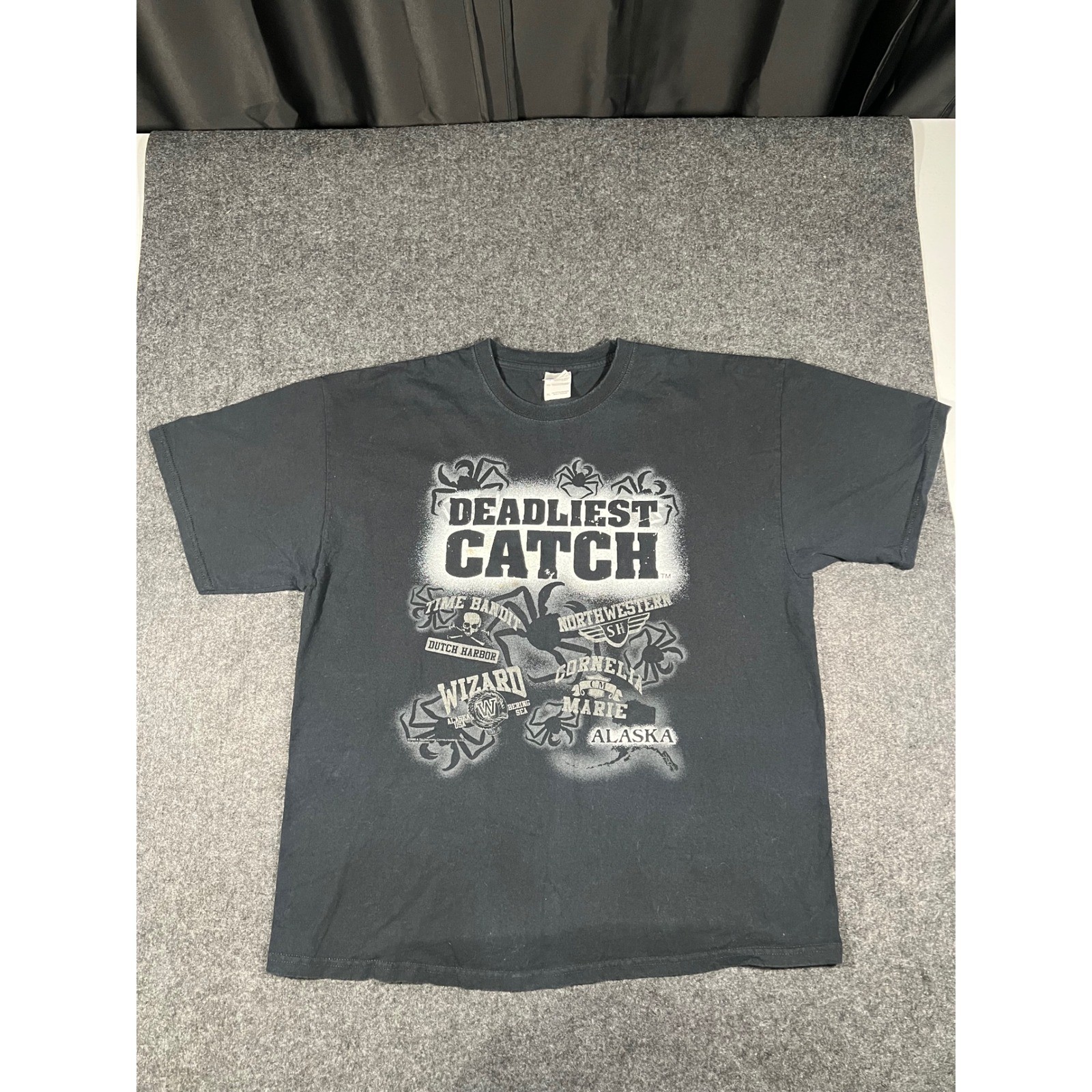 Deadliest Catch Discovery Channel T-Shirt Mens XL Black 2009 Graphic Tee Alaska gallery