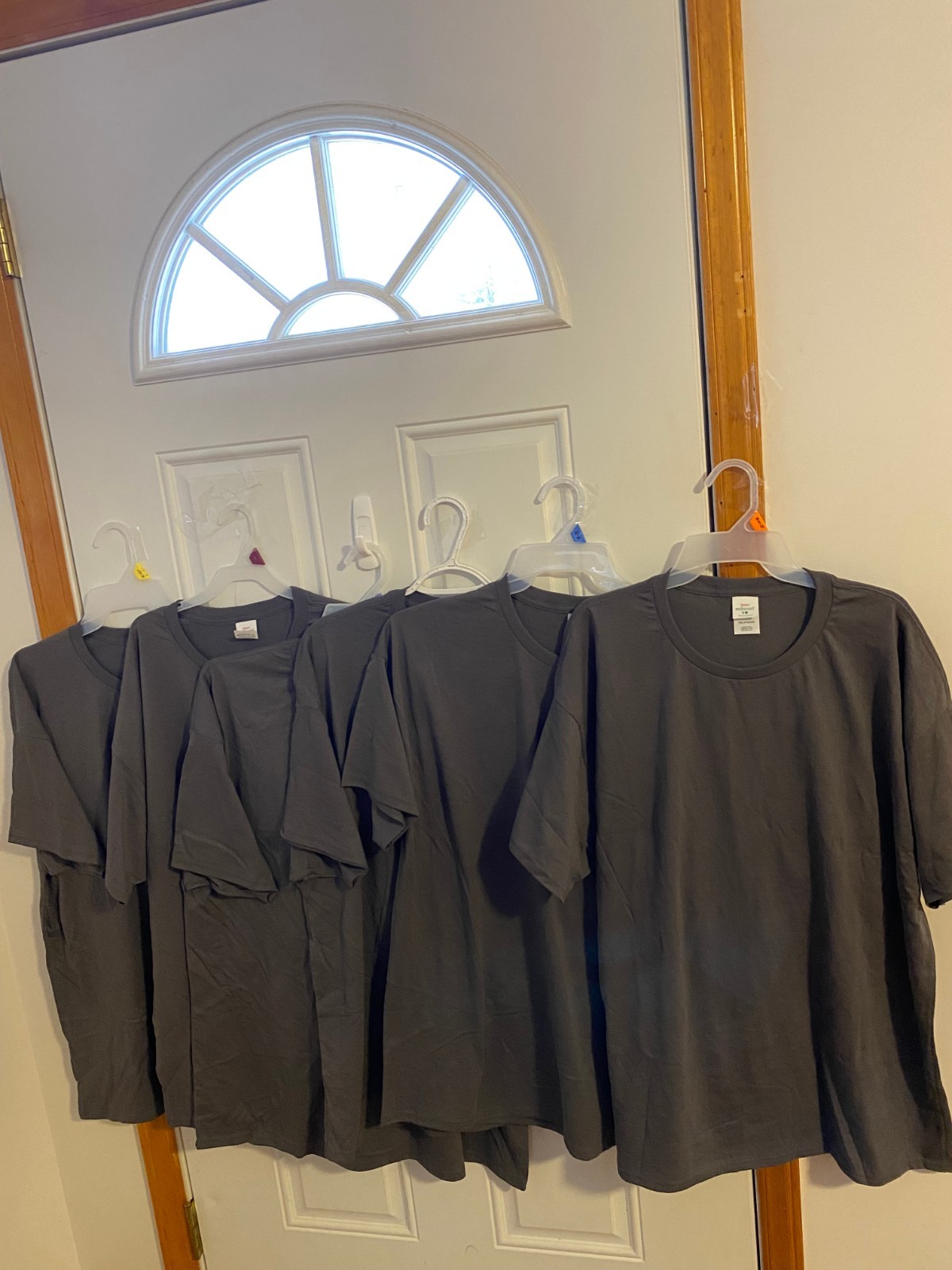 NEW WITHOUT TAGS LOT OF 6 UNISEX SIZE 2XL HANES ECOSMART GRAY T-SHIRTS gallery