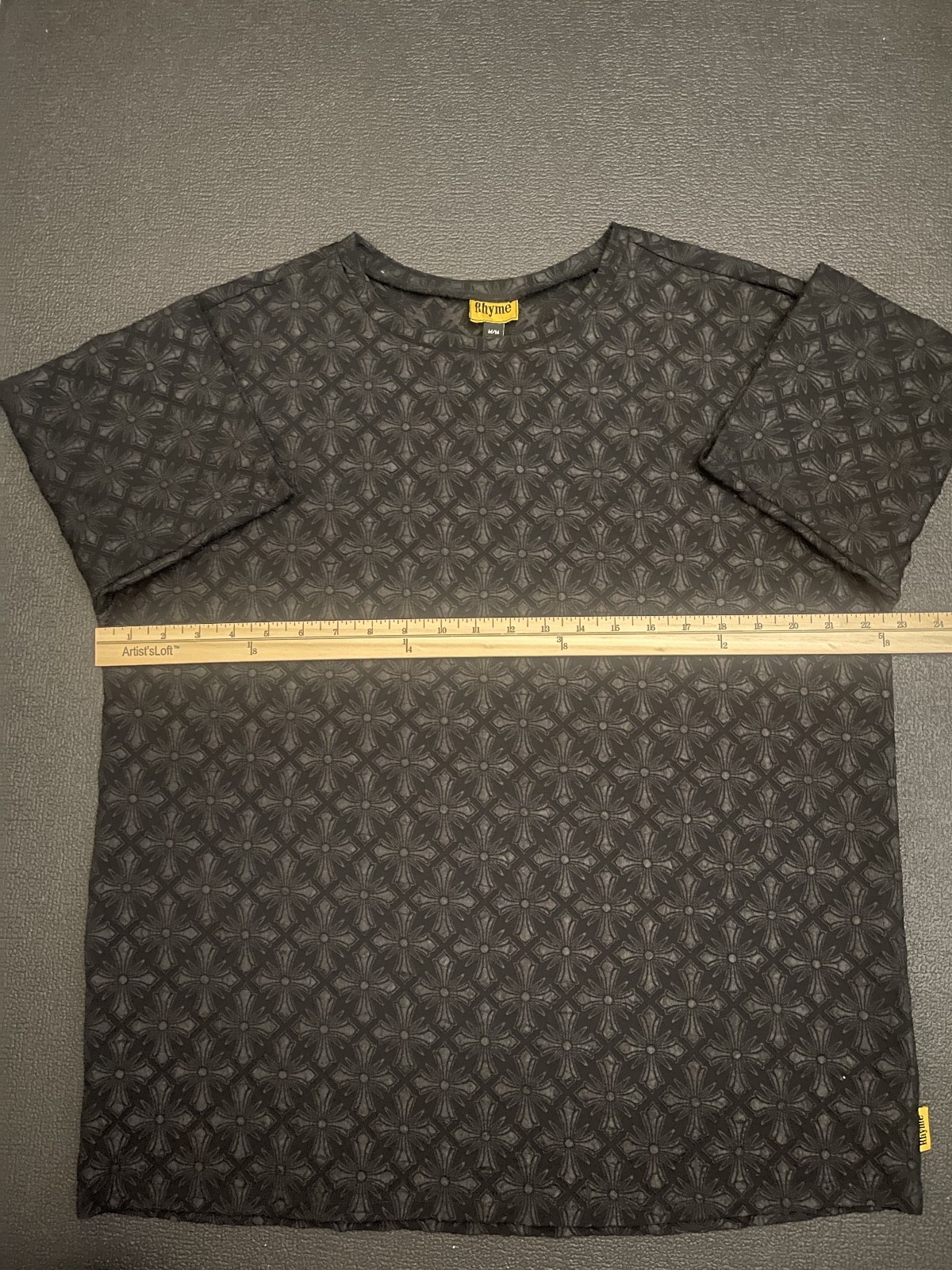 RHYME Sz M Crew Neck Texture All-Over Pattern Men's Black T-shirt gallery