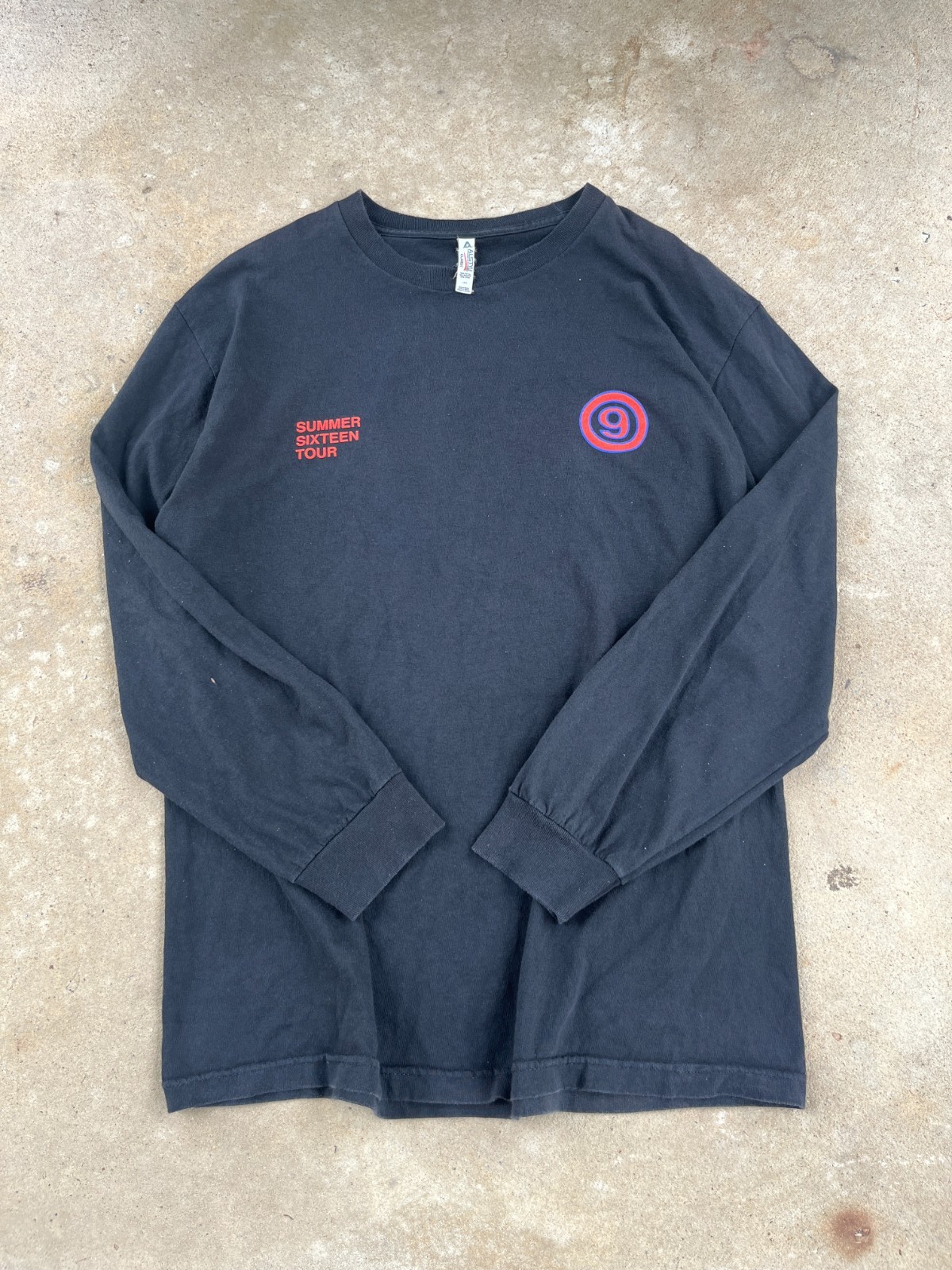 Drake Summer Sixteen Tour 2016 Six Upside Down Long Sleeve Black L Men Shirt VTG gallery