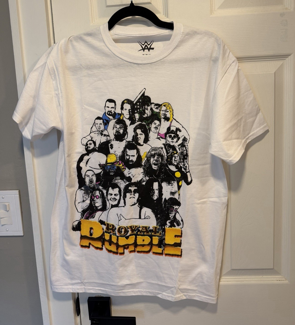 WWE Royal Rumble Graphic Logo Crew Neck T-Shirt White Cotton Tagless Size M
