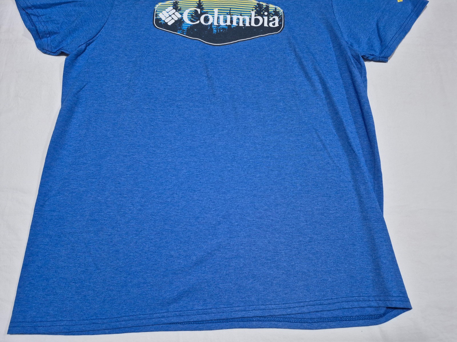 Columbia Men's Outdoor/Sports Blue Graphic Training Athletic Gym SZ Large gallery