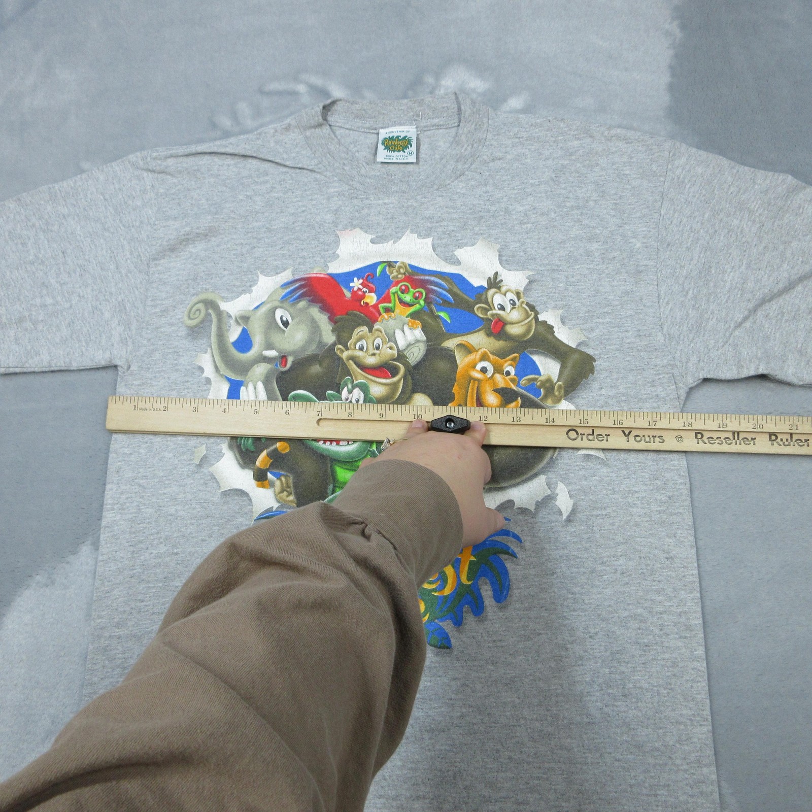 Vintage Rainforest Cafe Shirt Mens Medium Gray Graphic Two Sided Made USA 90s gallery