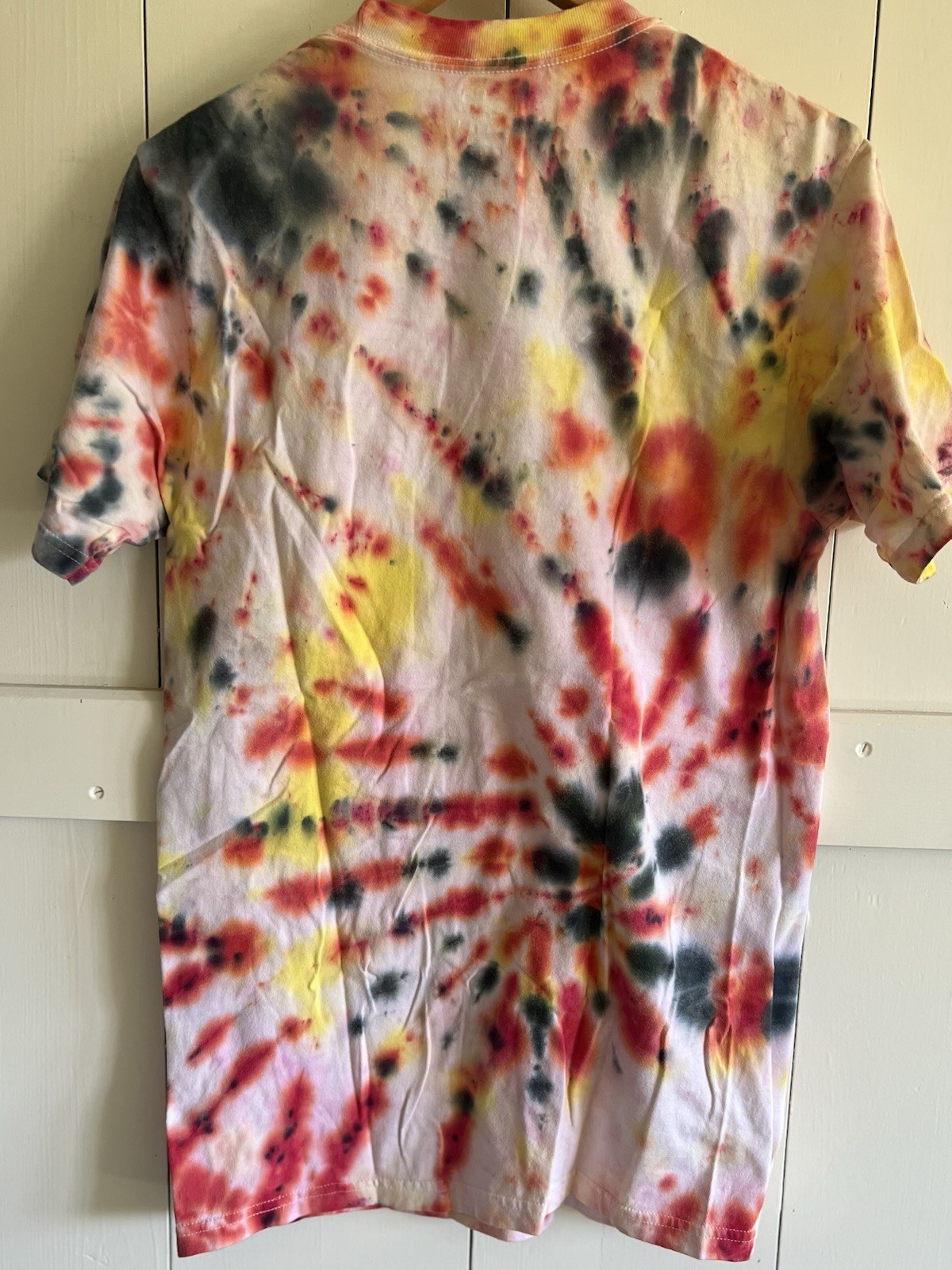 Tie-Dye Cotton Men /Unisex Crew Neck Short Sleeve T-Shirt M (Kirkland Signature) gallery