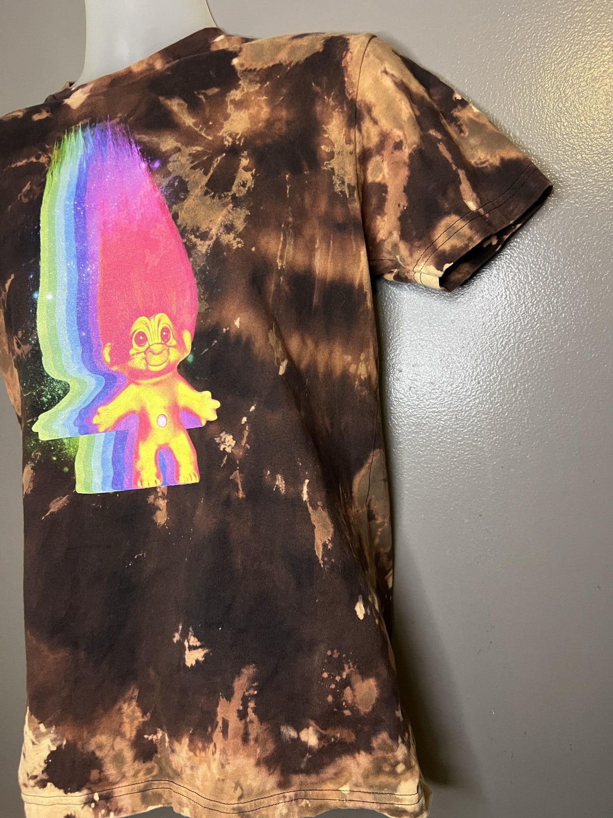 Good Luck Trolls Shirt Mens Small Brown Bleach Tie Dye Rainbow Graphic Tee gallery