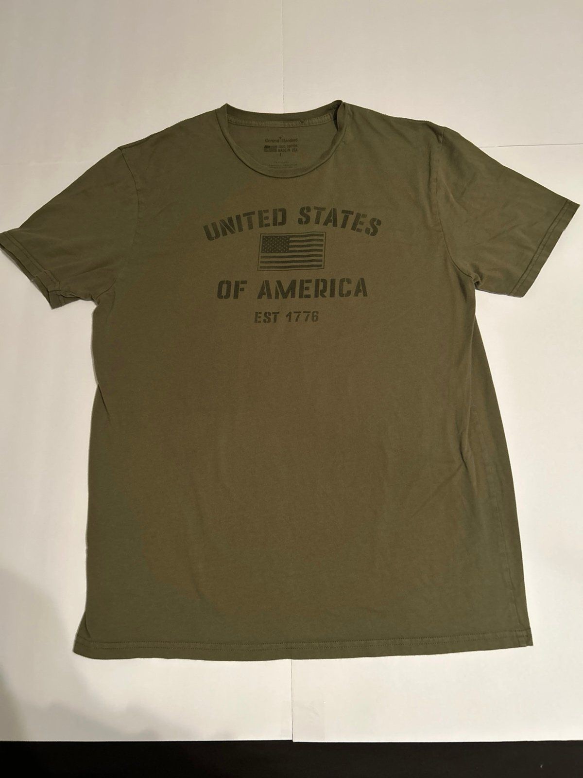 General Standard Men’s Olive Green “United States of America” Graphic T-Shirt LG