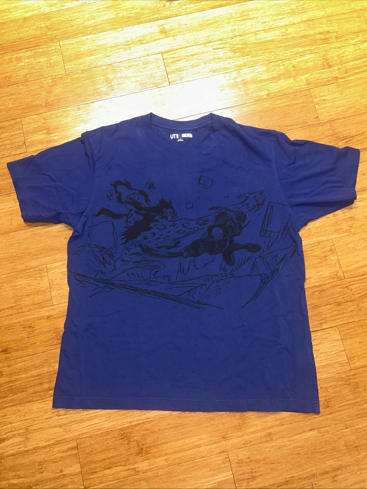 Uniqlo UT One Piece Crew Luffy Zoro Lucci T Shirt XL Anime Manga gallery