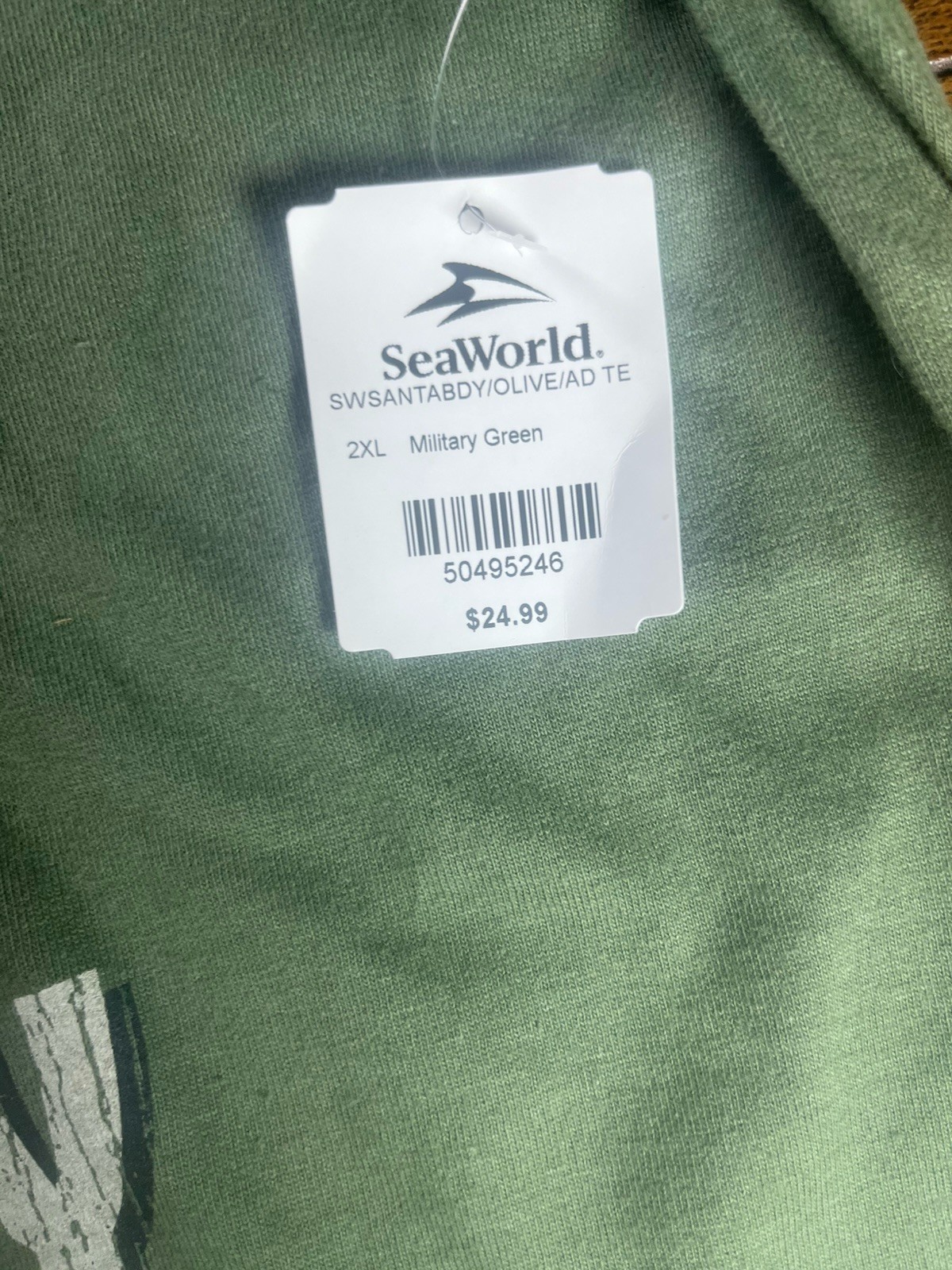 NEW Sea World Santa Body Walrus Christmas Green Graphic T Shirt Size 2XL NWT gallery