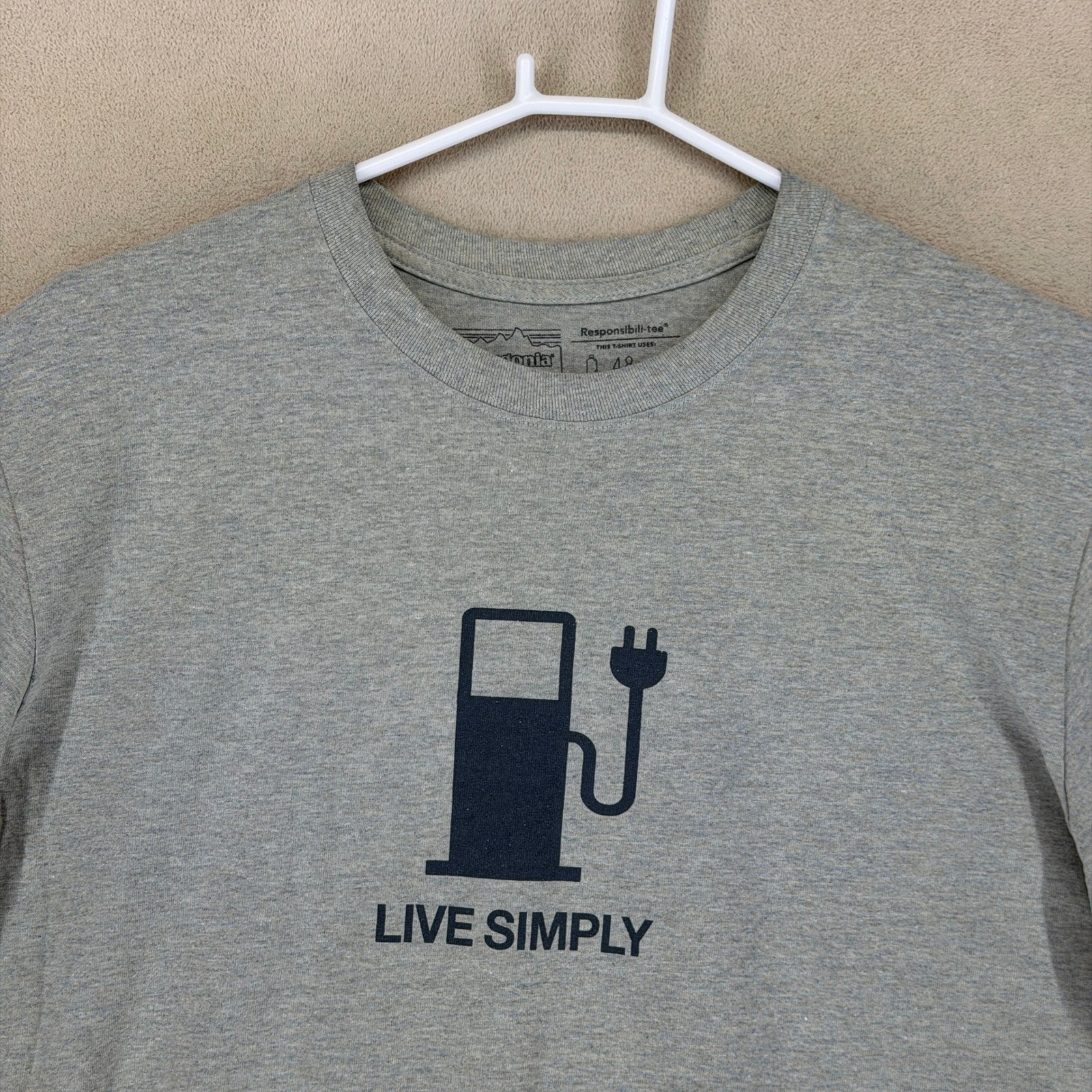 Patagonia Responsibili-tee Mens XL Gray Short Sleeve Graphic T-Shirt Live Simply gallery