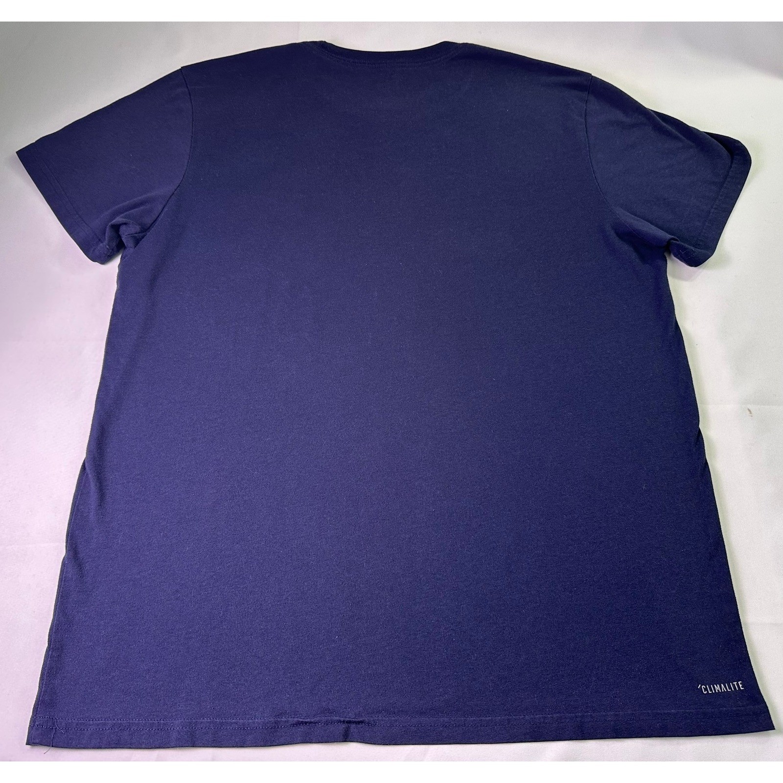 Adidas The Go-To Performance Tee Navy Blue Distressed Logo Shirt Men's Large L gallery