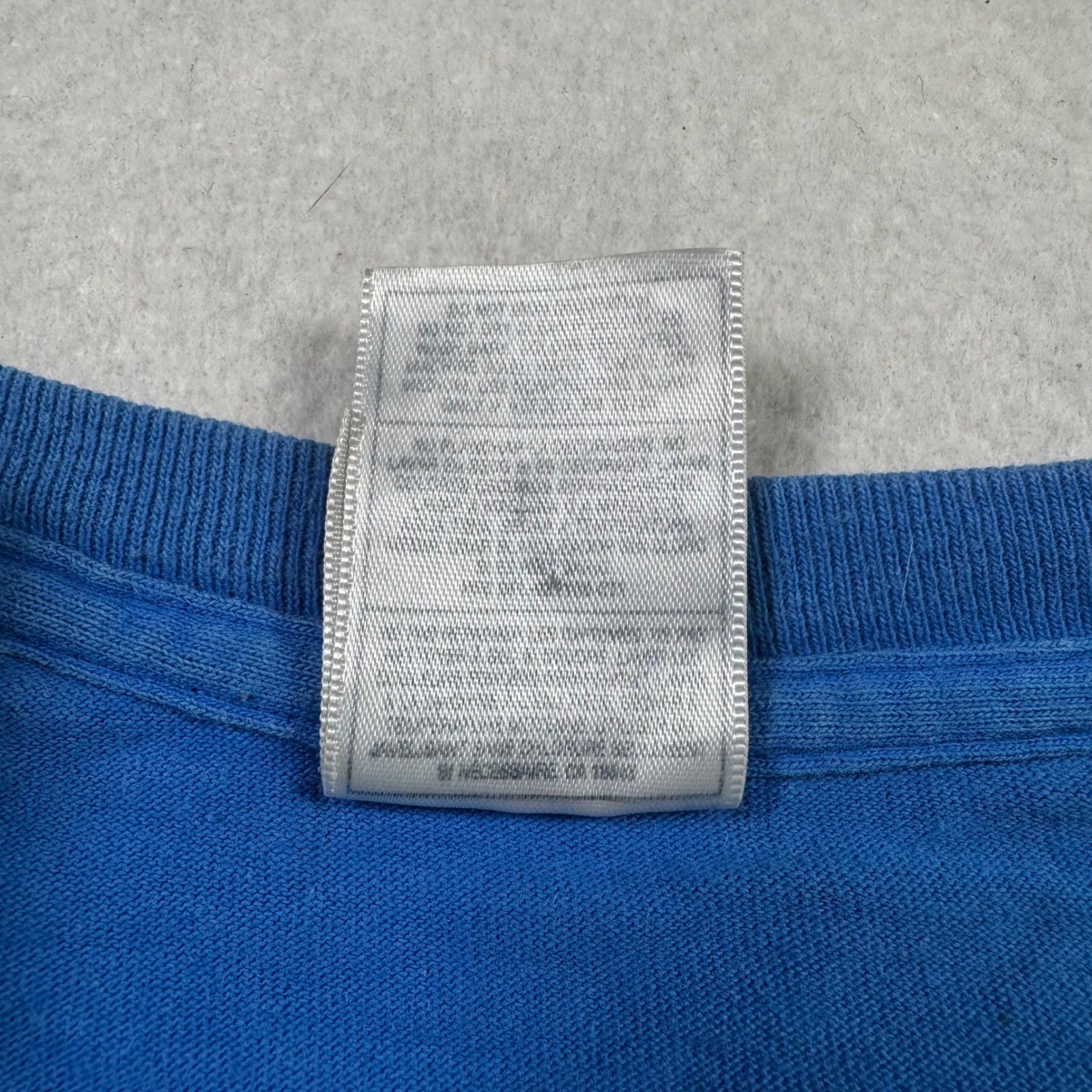 Fruit of the Loom Kentucky T-Shirt Mens XL Blue Excellent NCAA Wildcats Graphic gallery