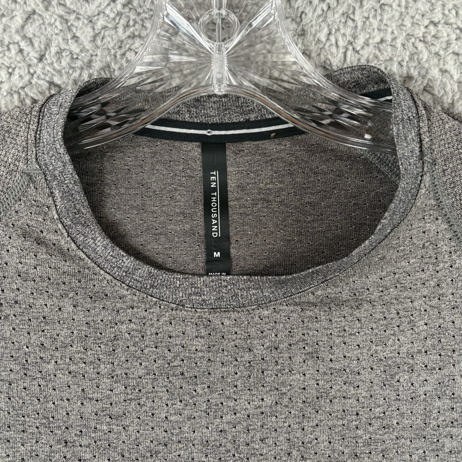 Ten Thousand Mens The Seamless Tee T-Shirt Medium M Grey Crewneck Nylon Blend gallery