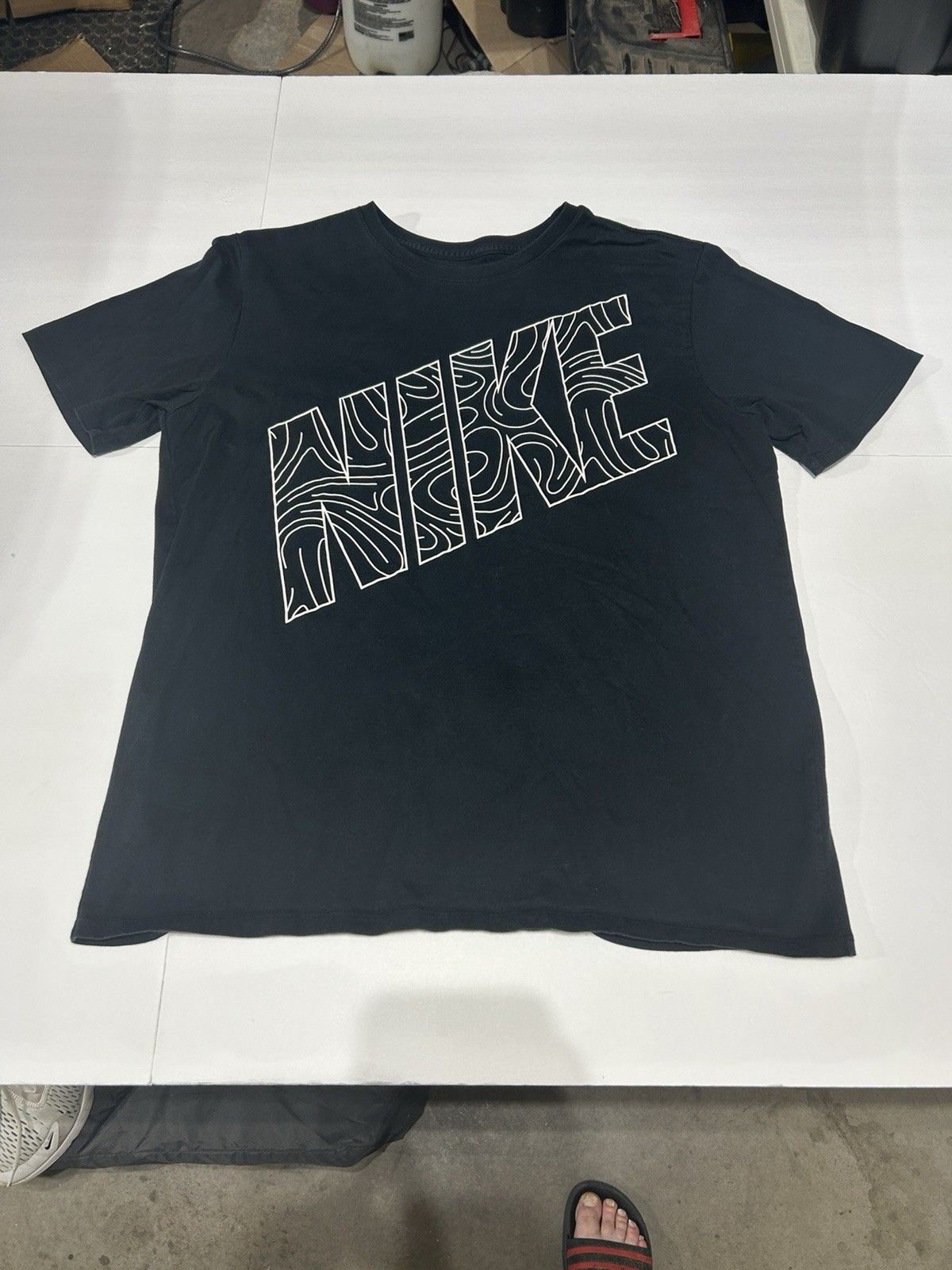 Nike The Nike Tee Men's XL Black Spellout Graphic T-Shirt Cotton Athletic Cut gallery