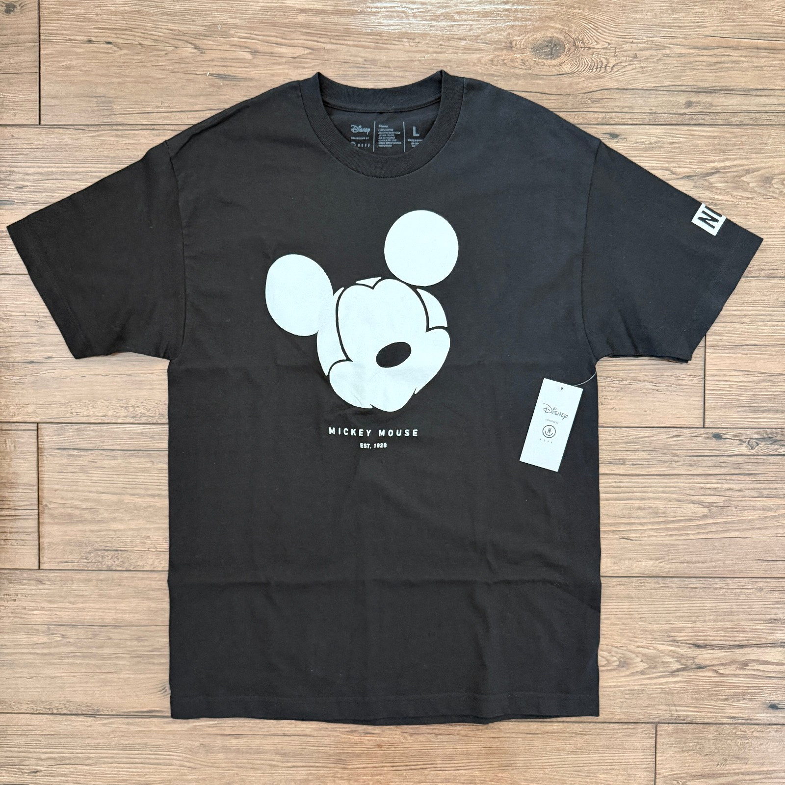 Disney x Neff Mickey Mouse Graphic Limited Tee Black Mens Large NWT gallery