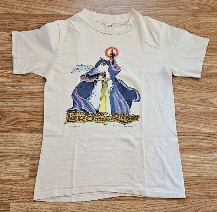 Rare Vintage 70s Tolkien Lord Of The Rings Gandalf 1978 T Shirt Small gallery