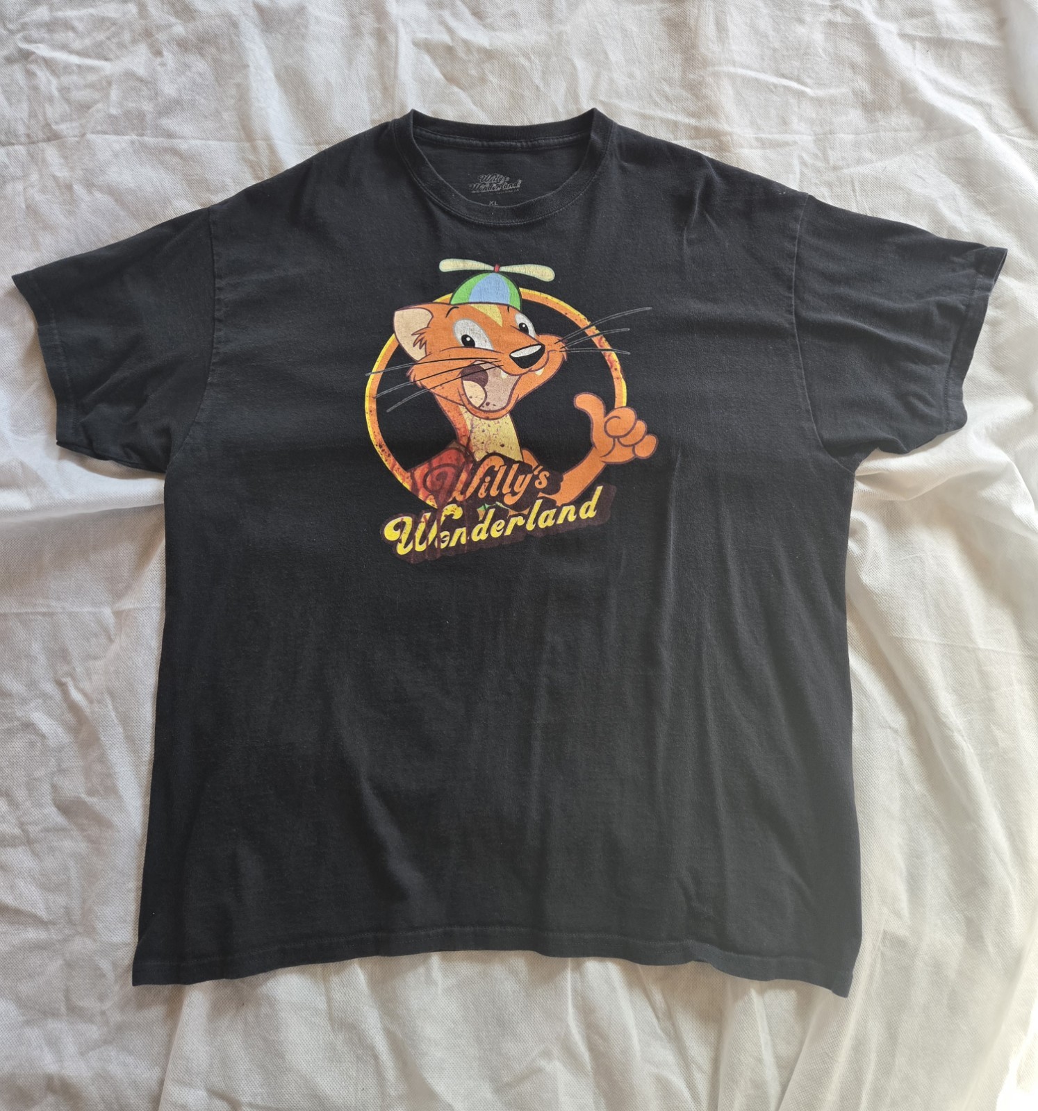 Spencer's Willy's Wonderland T-Shirt Size XL Pet And Smoke Free Home gallery