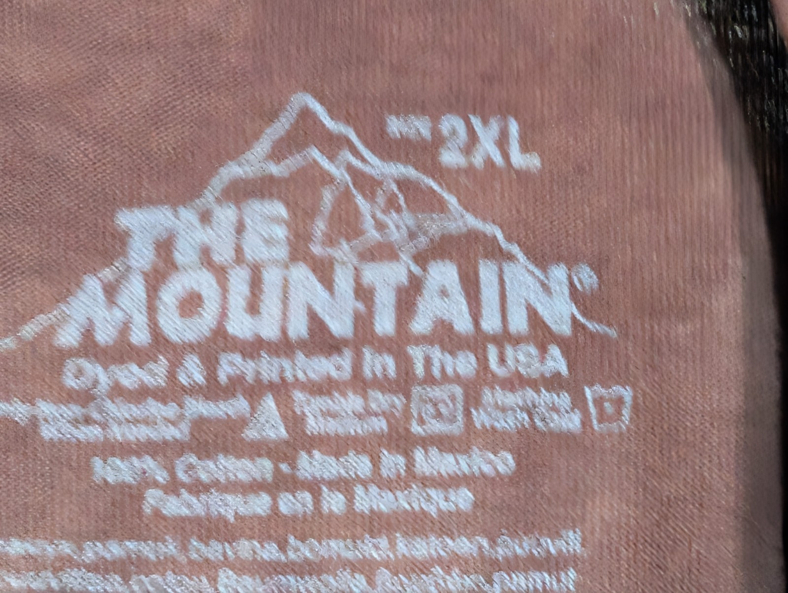 The Mountain Men's T-shirt Brown Hot Cocoa Orangutan Retired Logo 2XL #4344 NWOT gallery