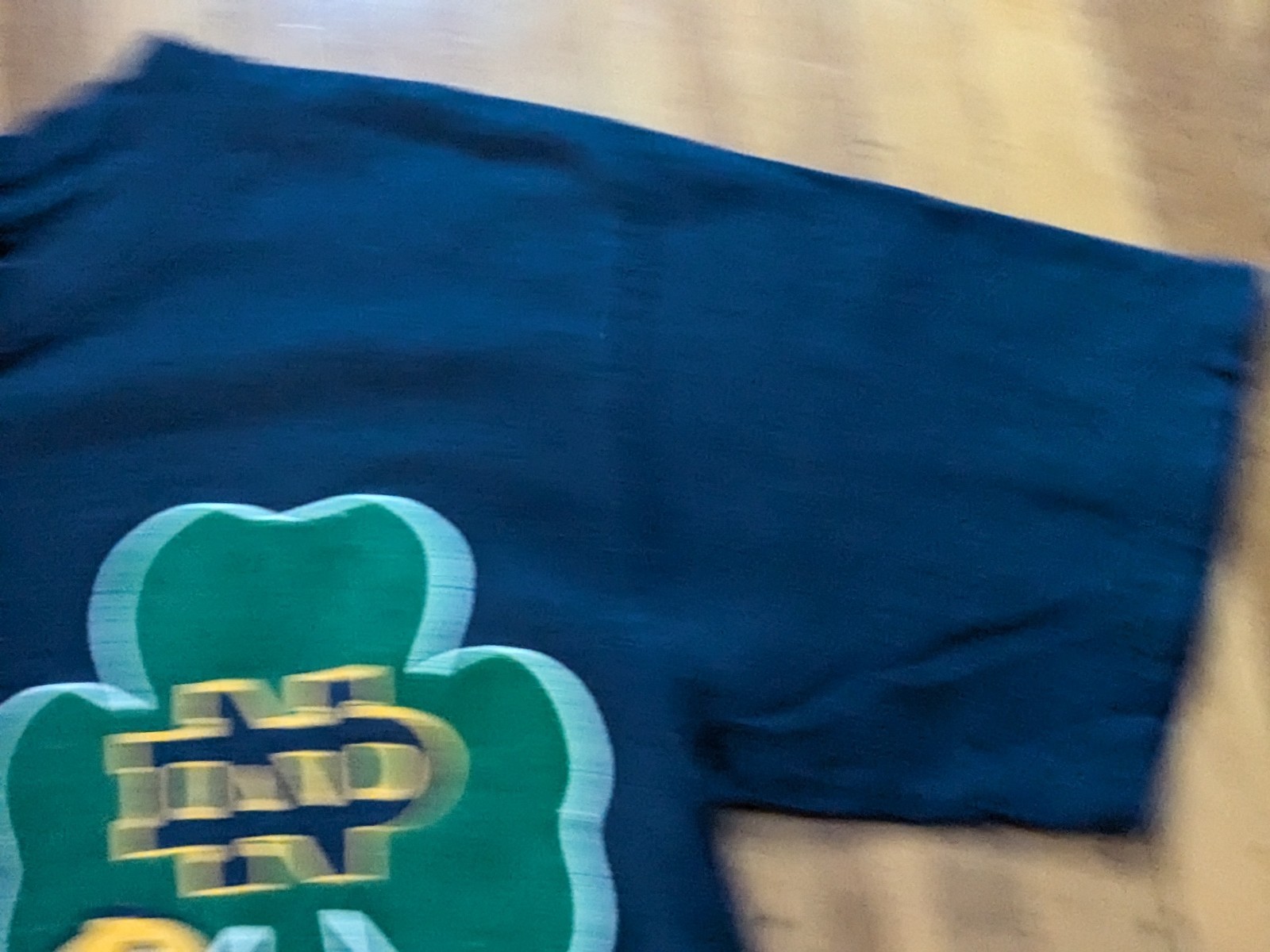 80s 90s Notre Dame Fighting Irish Logo Green Clover T-Shirt Medium The Game gallery
