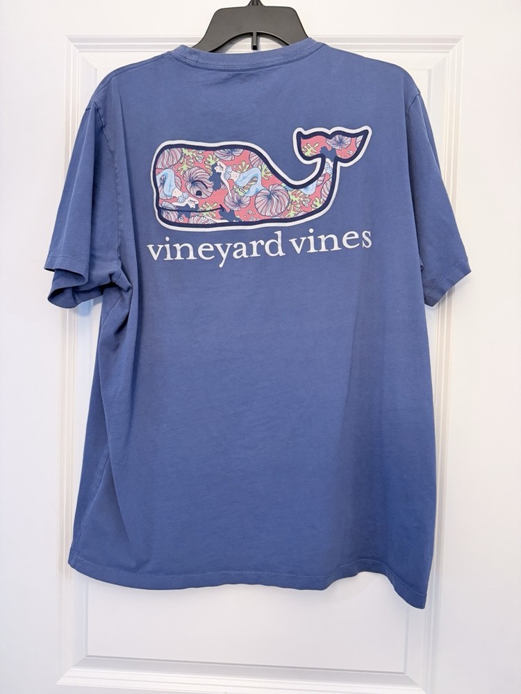 Vineyard Vines Men’s Blue Whale Graphic Pocket T Shirt Size Large