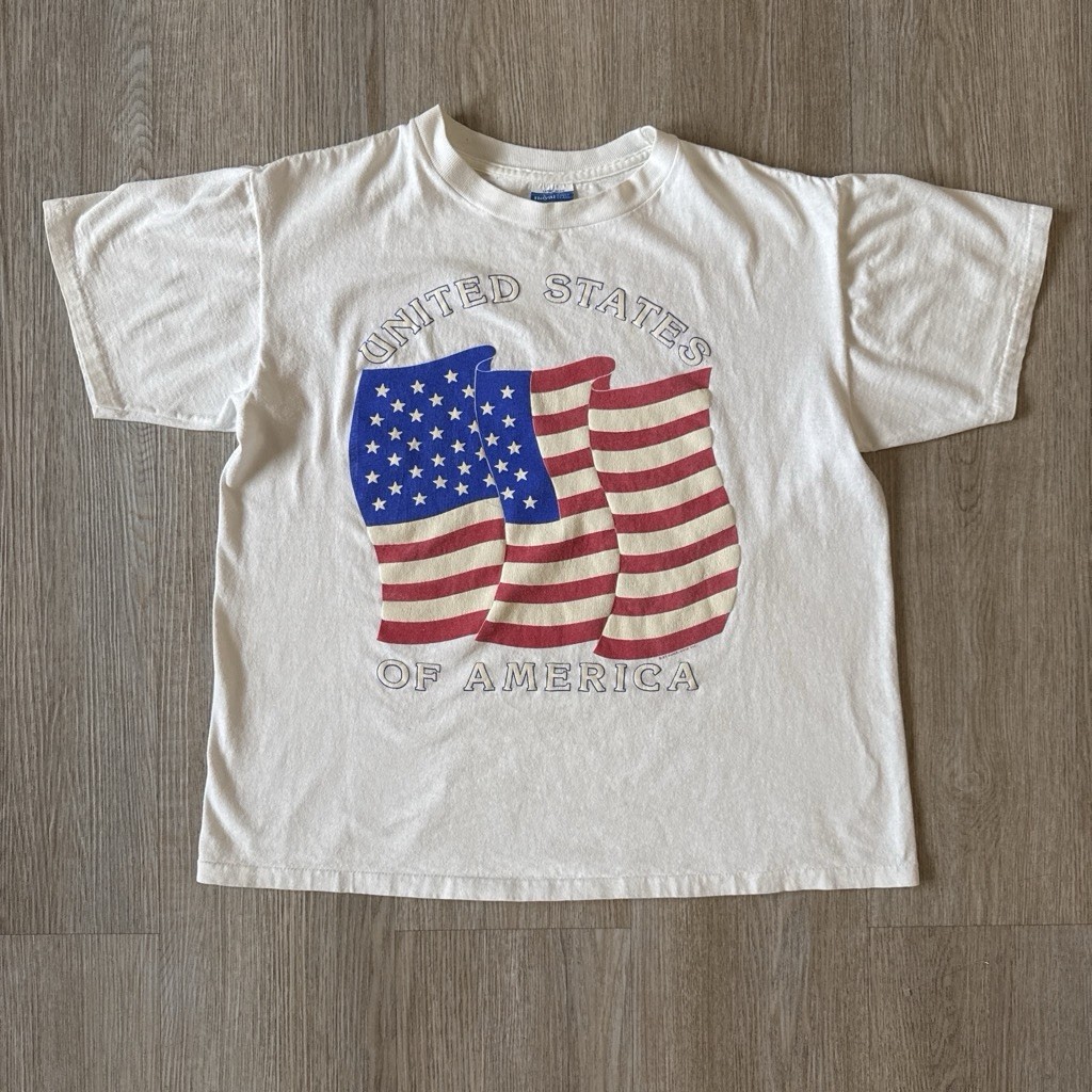 Vintage Royal First Class USA Flag Shirt Large White 100 Cotton T-Shirt Heavy gallery