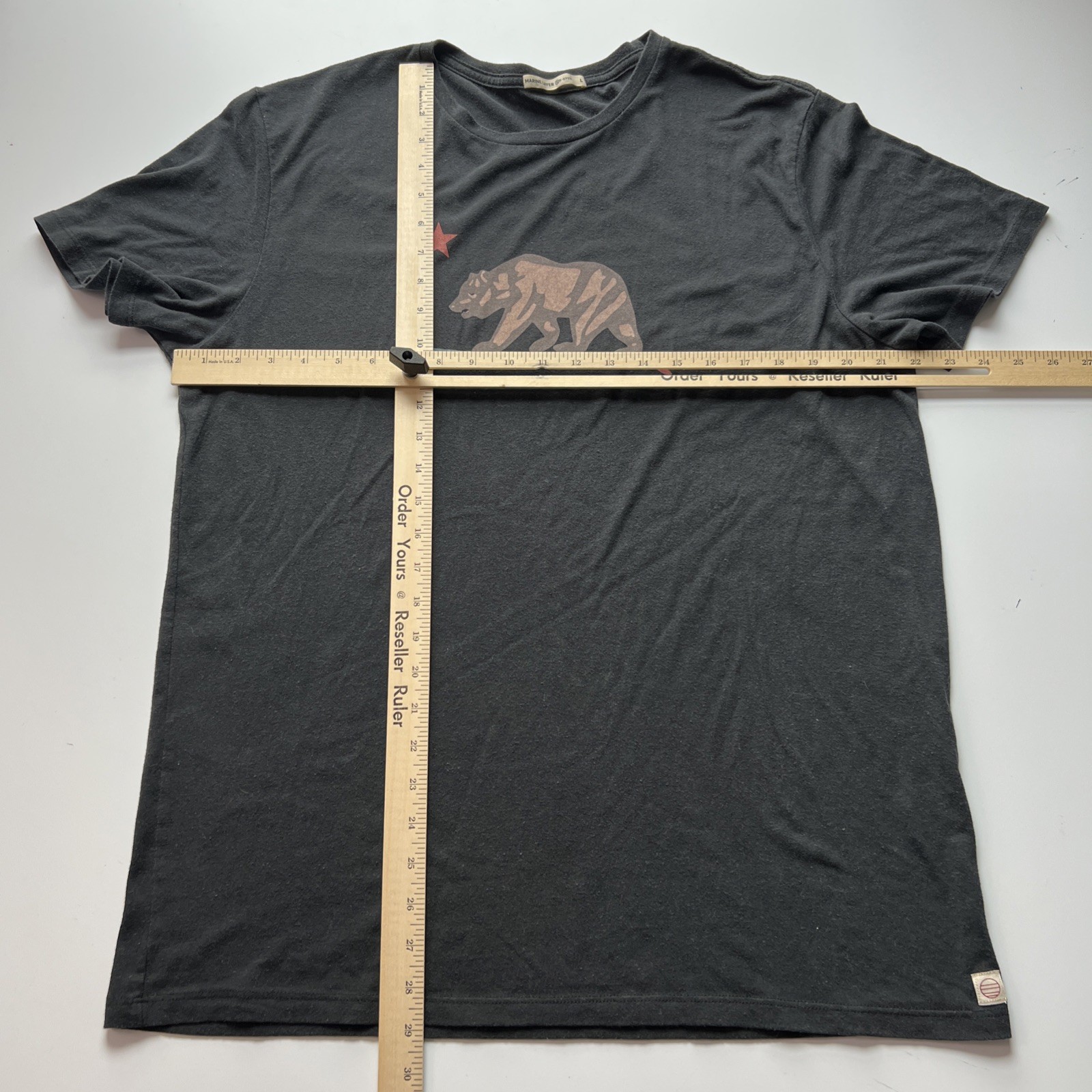 Marine Layer Re-Spun T Shirt Men’s Large Black California Surfing Bear Graphic