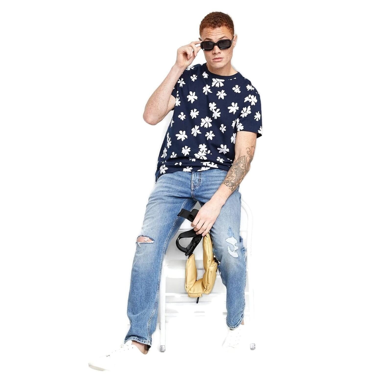 Original Use Men's Size XL Floral Print Short Sleeve T-Shirt Navy Blue gallery