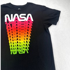 NASA Rainbow Gradient Graphic Tee Mens T-Shirt XL Black Colorful Akademiks