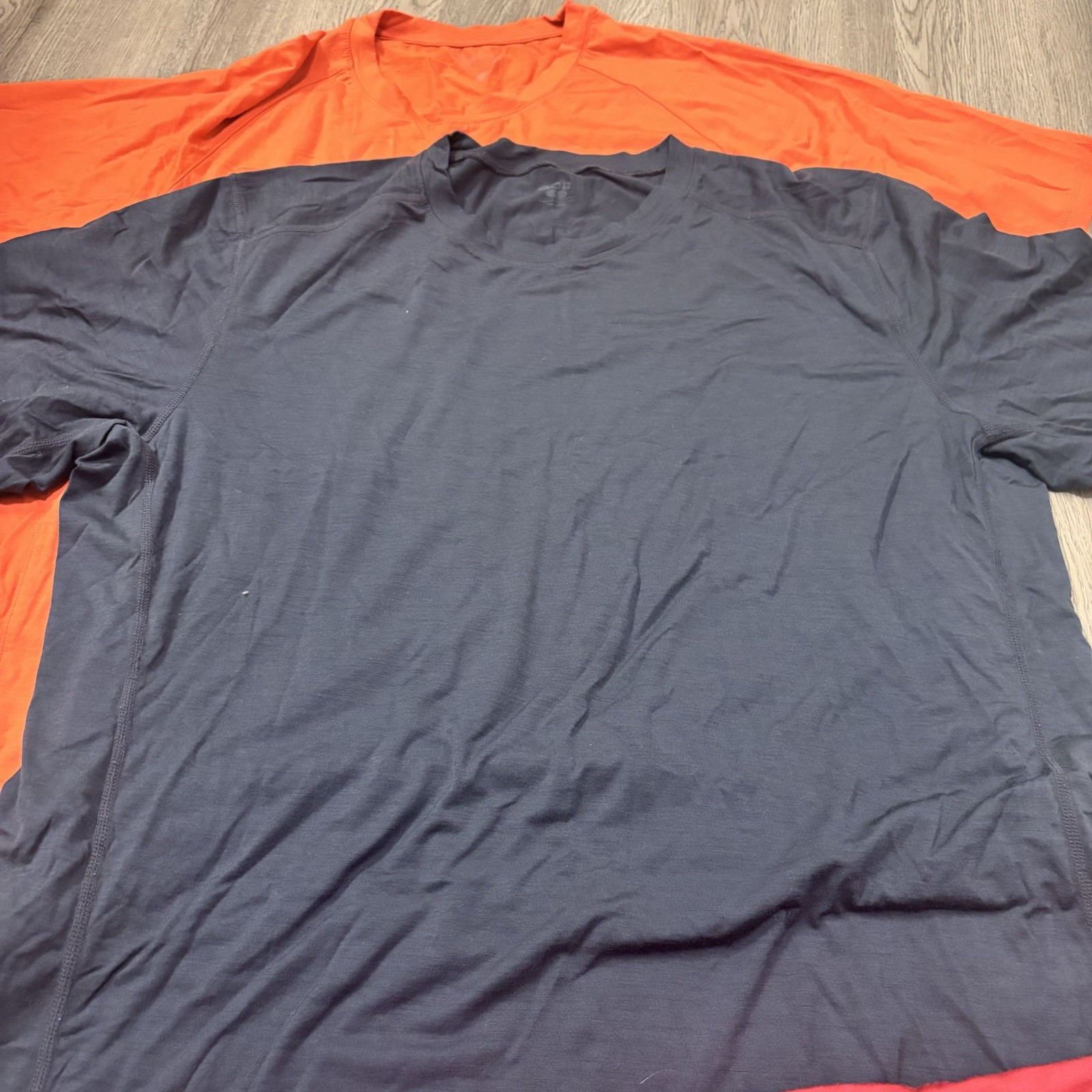 QOR Lot Of 3 Merino Wool Nylon Blend Short Sleeve Tees Men’s XL Blue/Red/Orange gallery