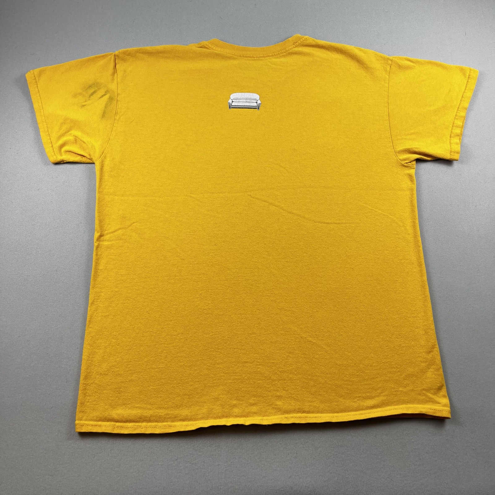 Brockhampton Iridescence T-Shirt Mens Large Yellow Couch Concert Tour Art 2018 gallery