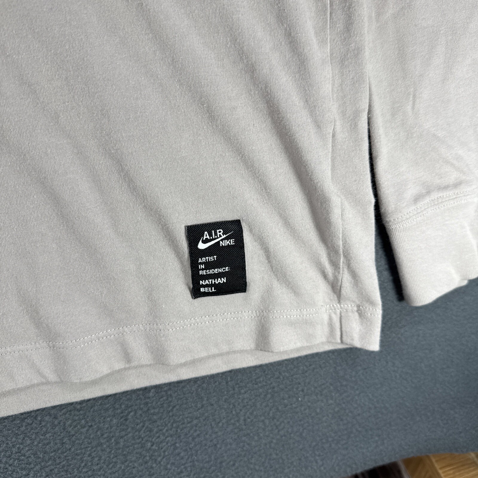 Nike Dri Fit Cold Air Warm Lungs Nathan Bell AIR Long Sleeve Size Large Tan gallery