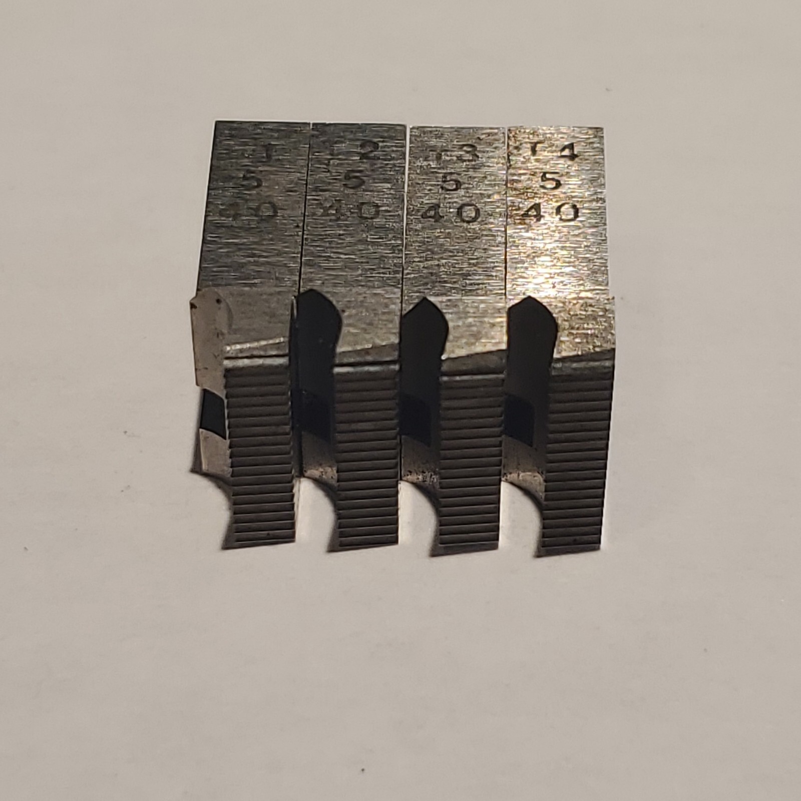 Chaser #5 – 40 Thread Size. D 5/16 Holder Size. 