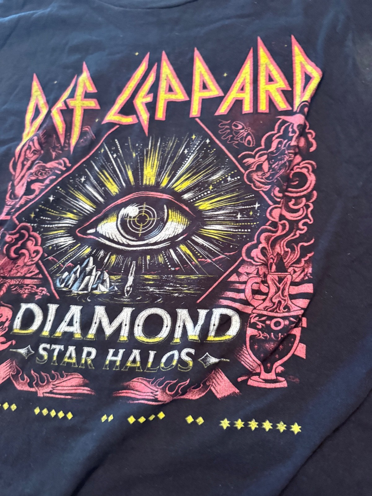 Def Leppard Shirt Mens M Black Diamond Star Halos Tour 2022 Graphic Concert A11 gallery