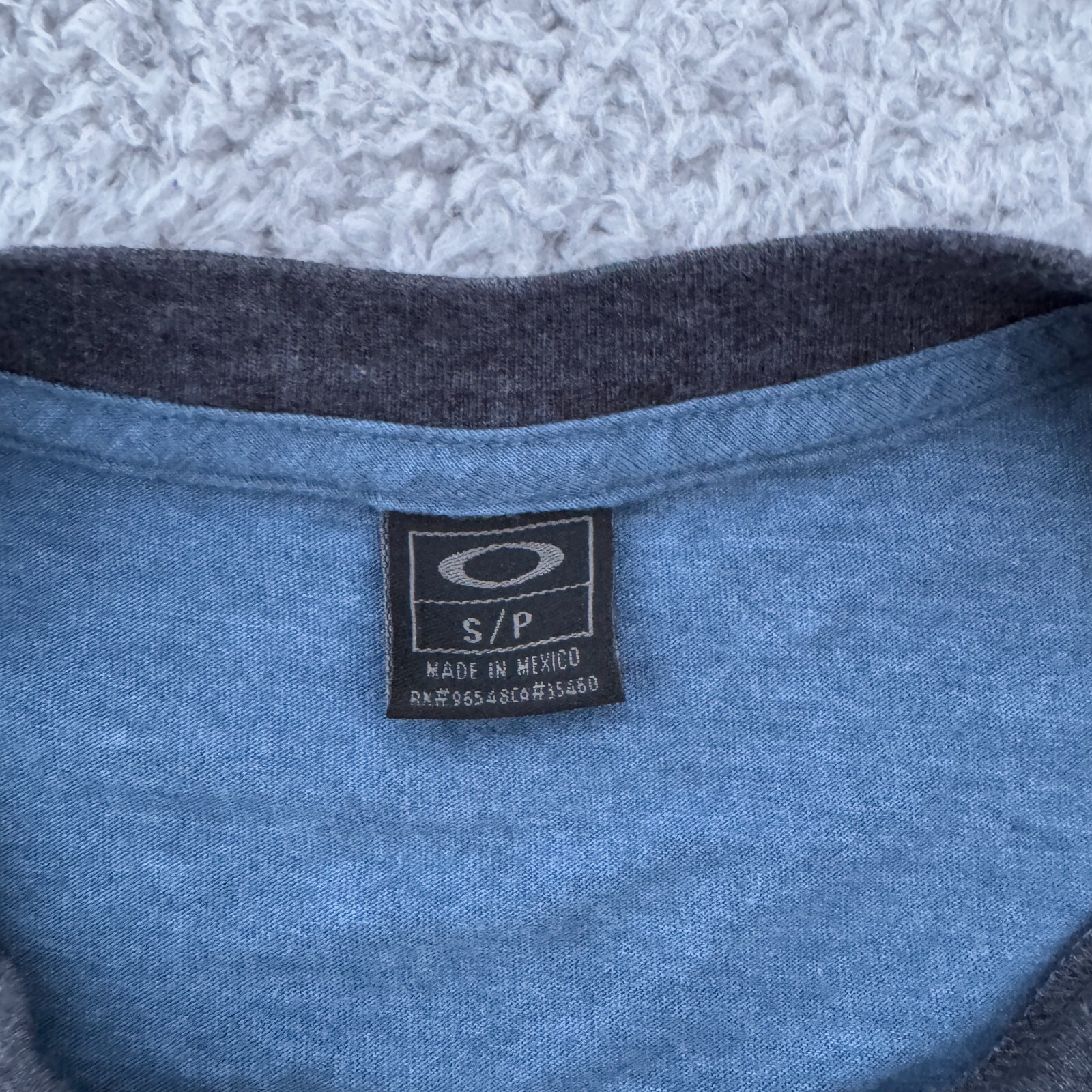 Oakley Henley Style T Shirt Size Small Blue Short Sleeve Cotton Blend Preppy gallery