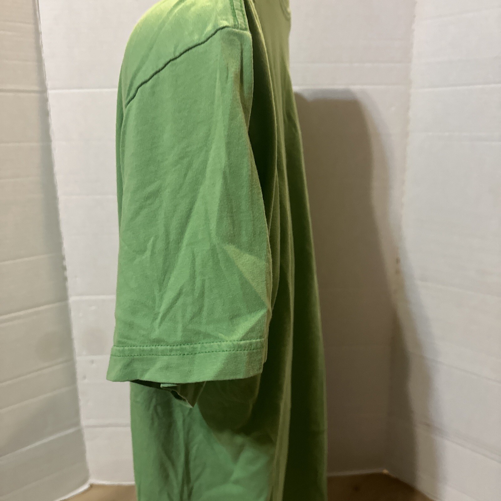 APPLE Employee T-Shirt~AMERICAN APPAREL USA~ Apple Green~TECH COMPANY~Adult XL gallery