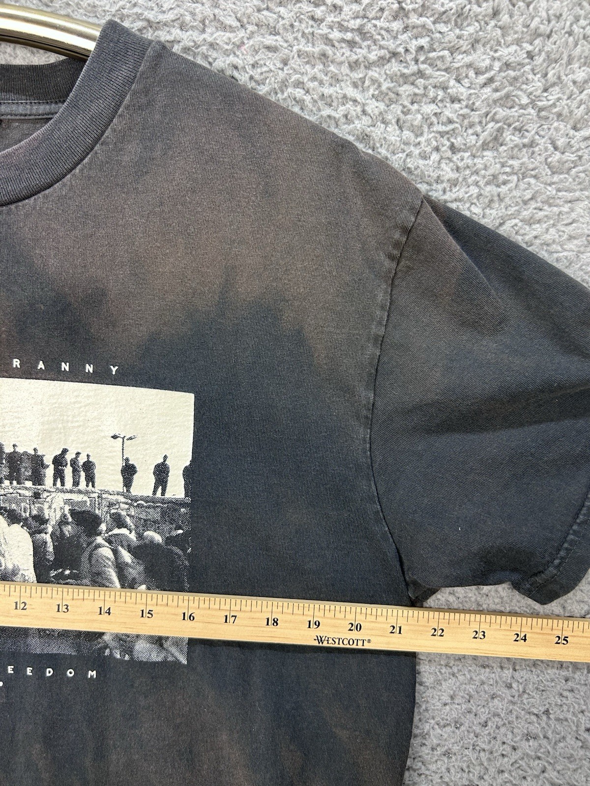 John Galt Fight Tyranny Love Freedom Berlin 1989 Wall Smoke Faded Black Vintage gallery