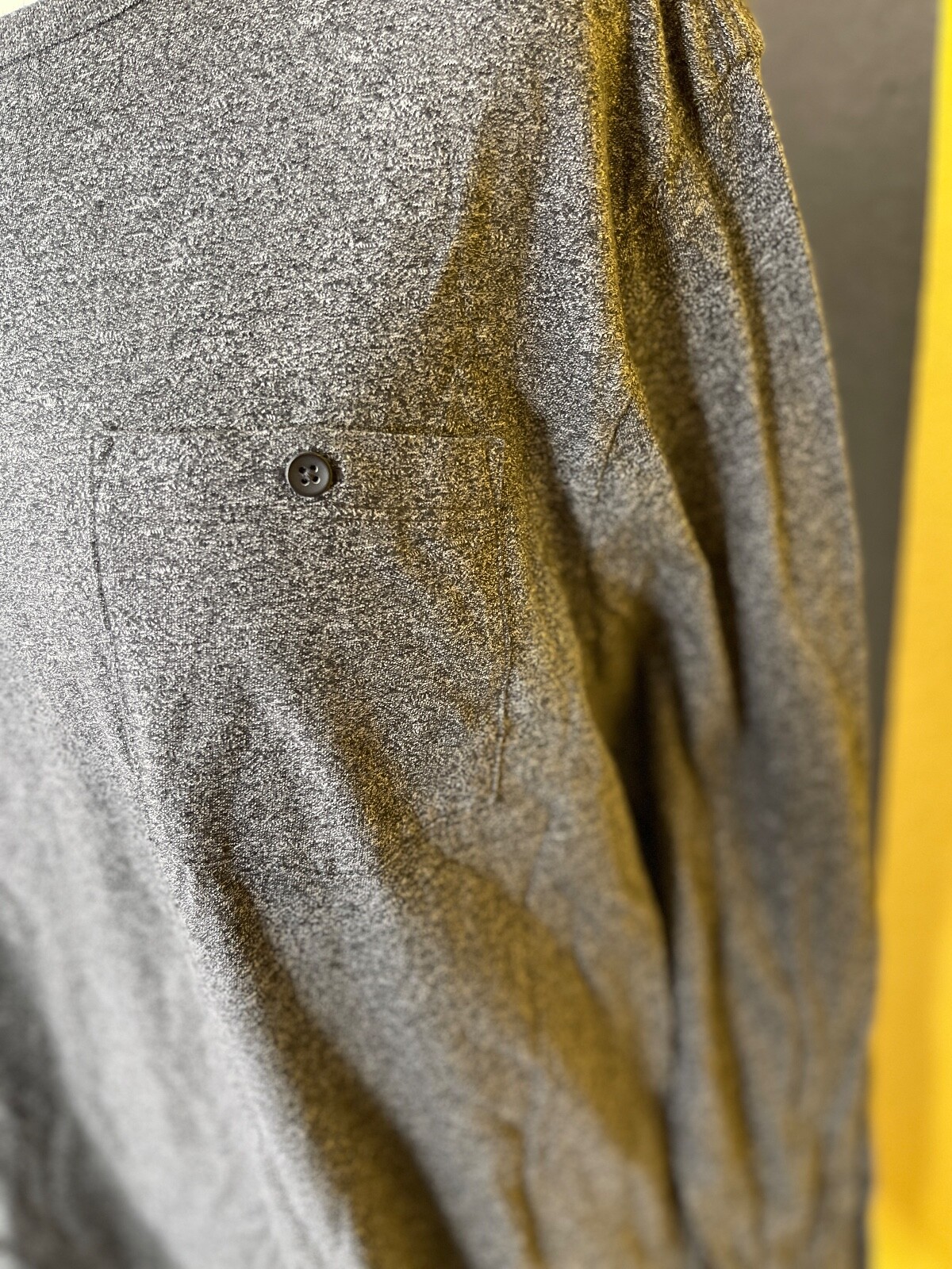 Banana Republic Mens Shirt Extra Large Gray Shirt Pocket Cotton Blend Easy Care gallery
