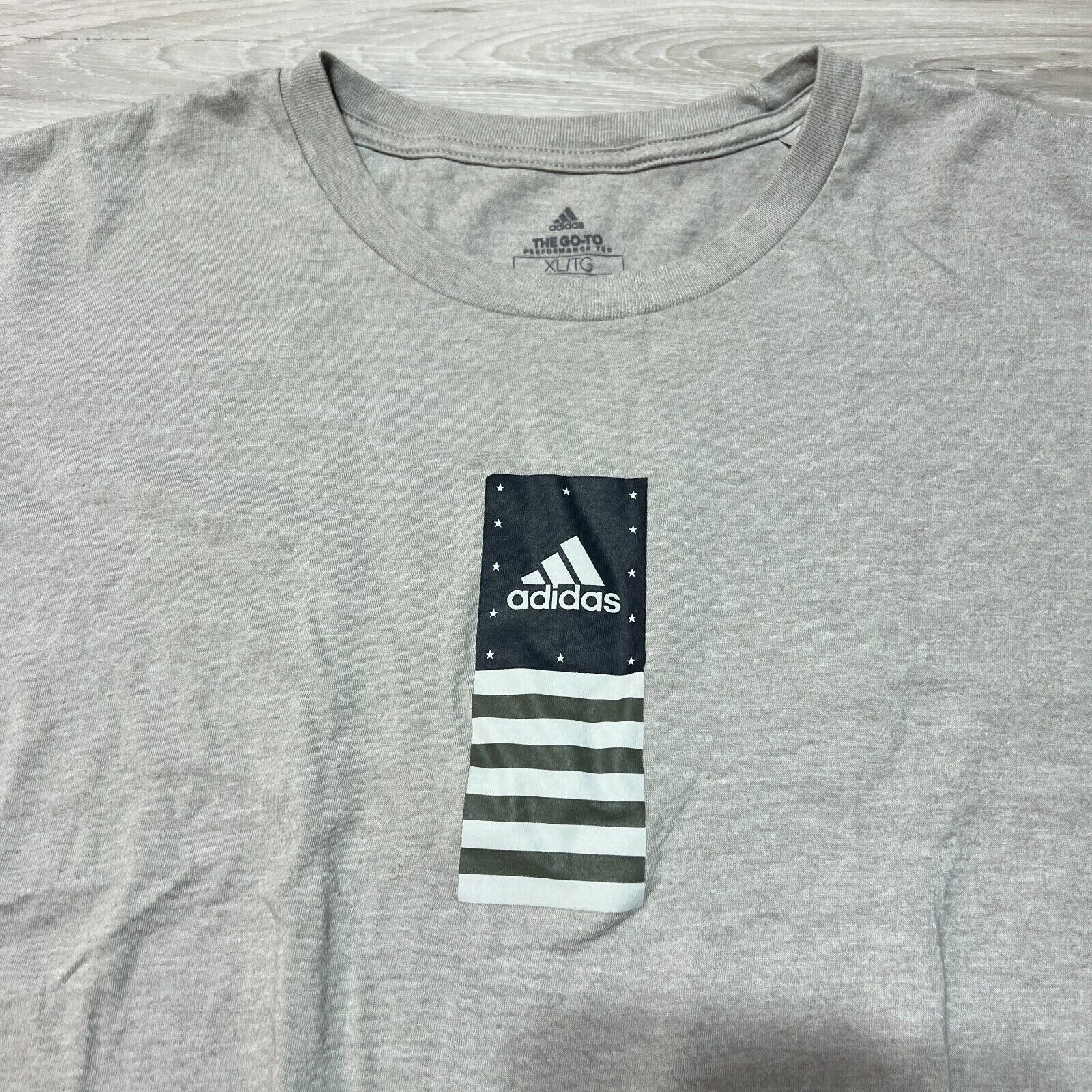 Adidas Shirt Mens XL Extra Large Light Gray Short Sleeve Athletic Go To Tee gallery
