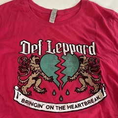 Def Leppard Bringin On The Heartbreak Band T Shirt XXL 2 Lions Broken Heart Pink