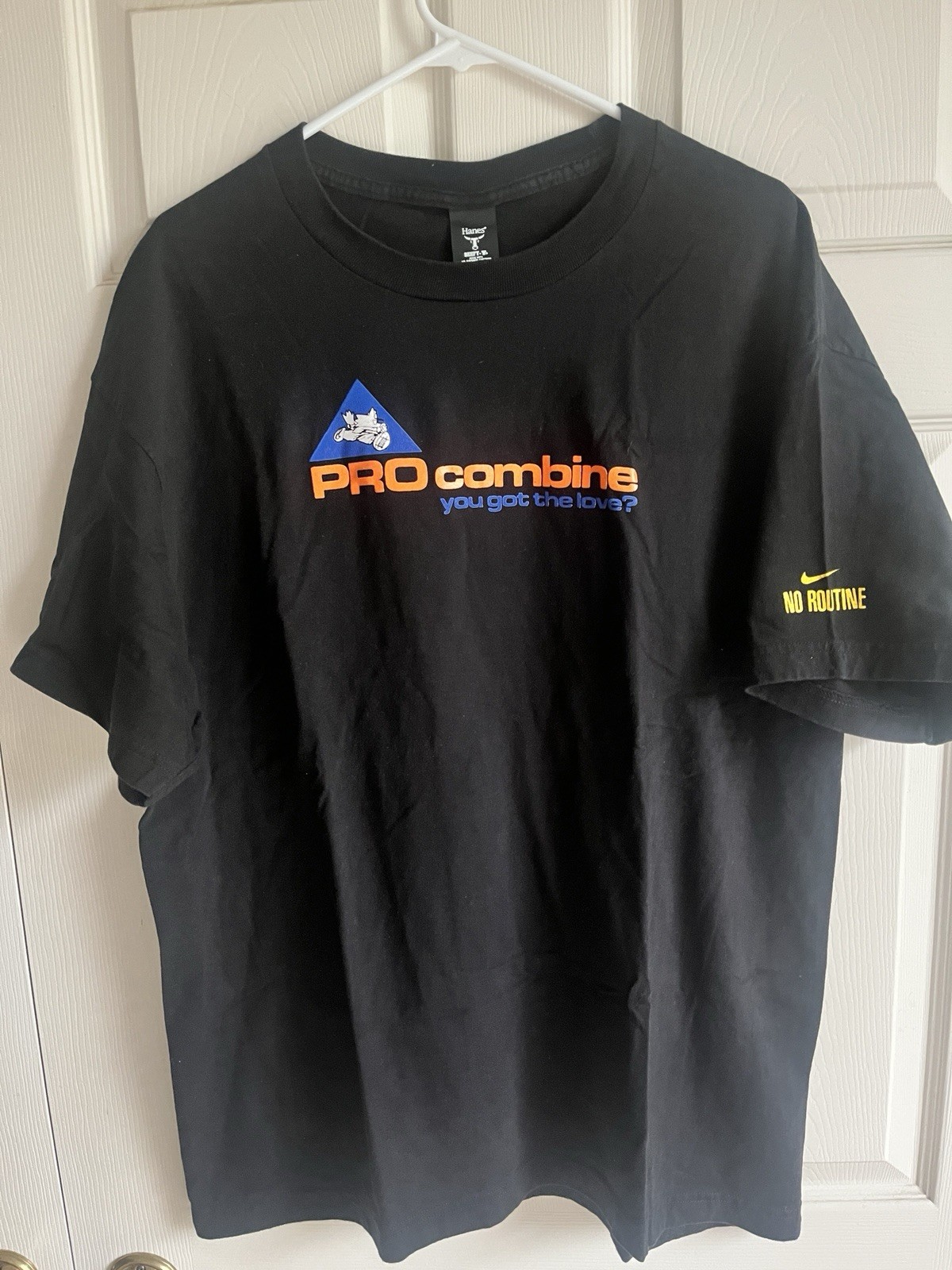 Nike No Routine Football Basketball Pro Combine NYC Men's Shirt Black XL Vintage gallery