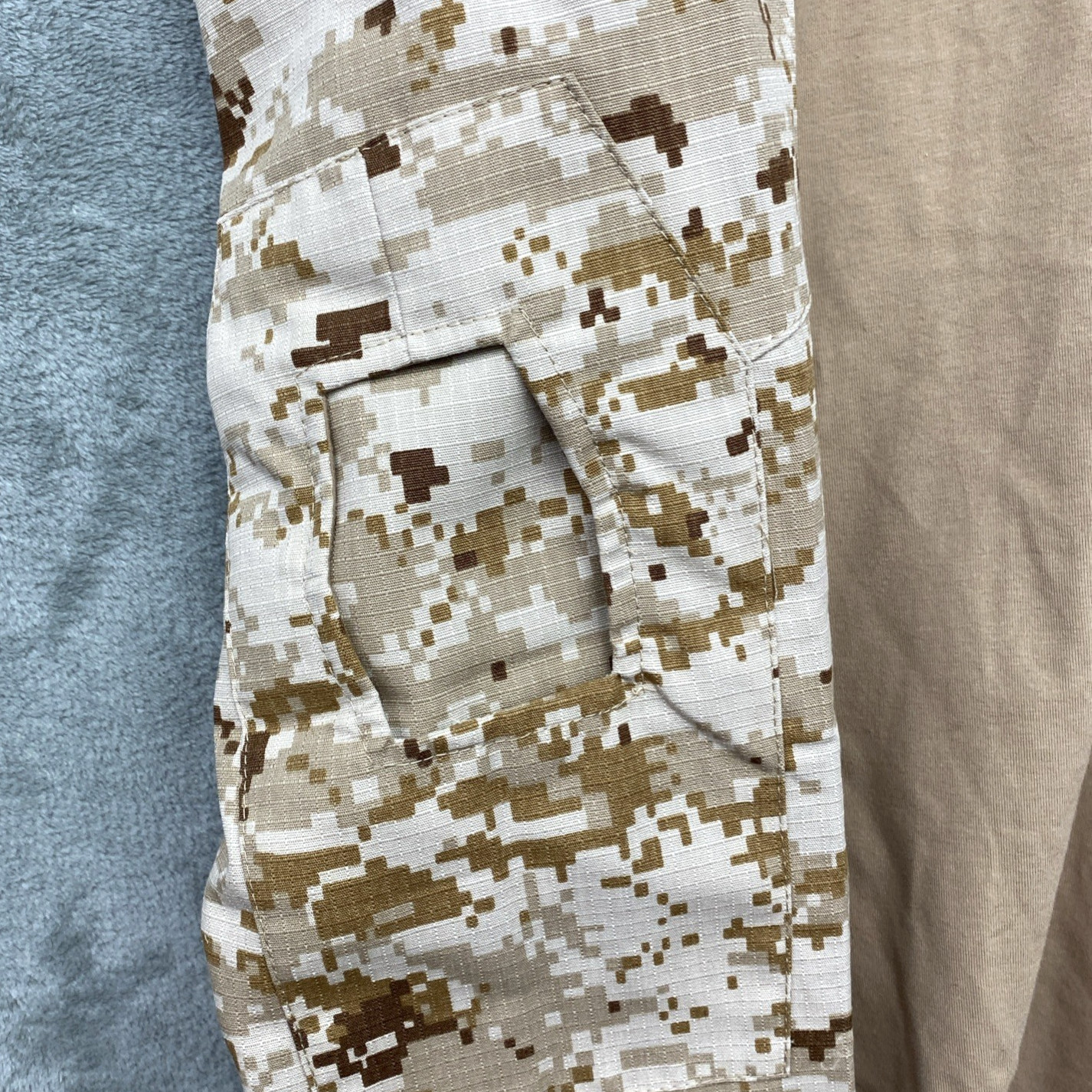 MAGCOMSEN Men's XL Tactical Military Shirt 1/4 Zip, L/S Shirt, Pockets - Tan gallery