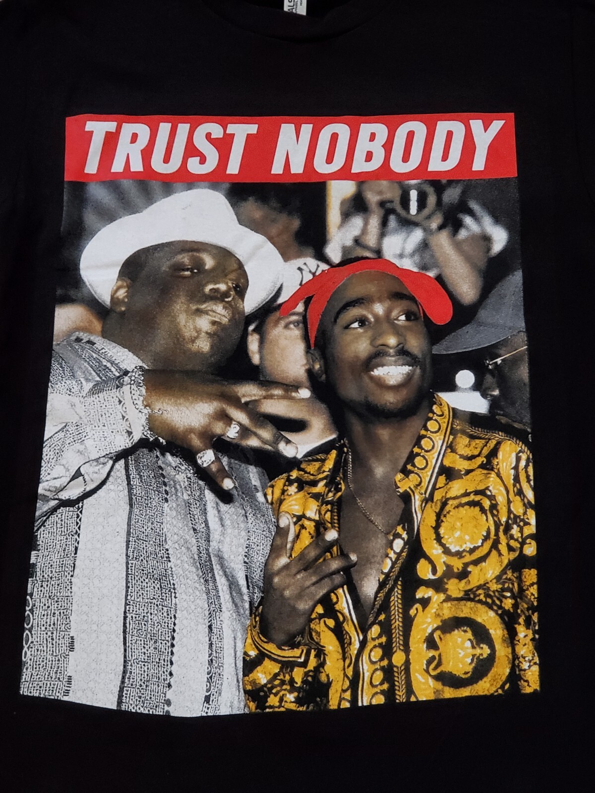 NEW- BIGGIE & 2PAC - TRUST NOBODY - T-SHIRT gallery
