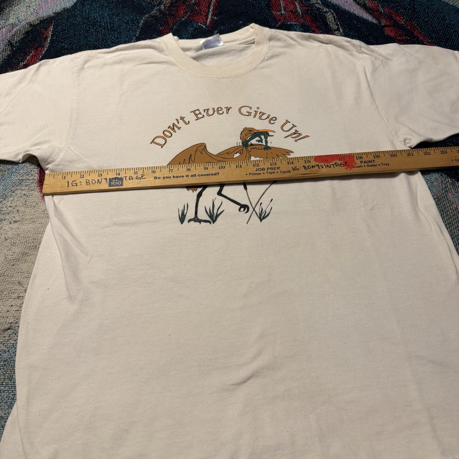 Vintage 90s Frog Stork Don't Ever Give Up Mens L Shirt Funny Nature Bird Cartoon gallery