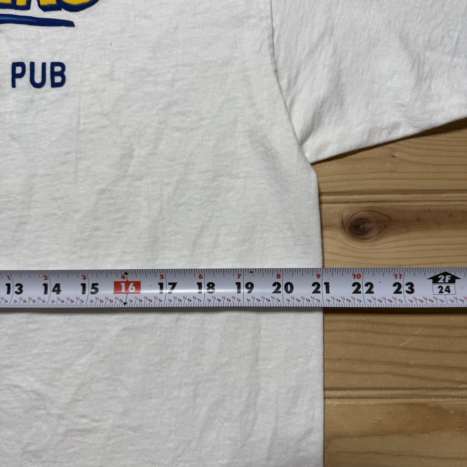 Vintage 80s Houston Matthias Restaurant Pub 150 Imported Beers Shirt Size XL gallery